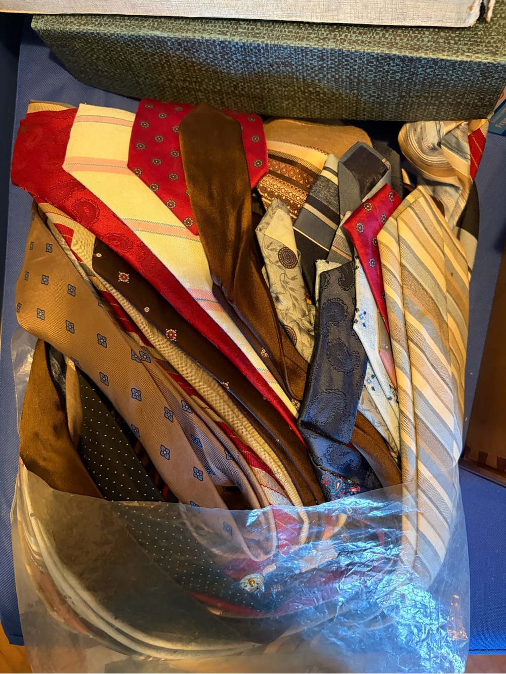 Mixed Men's Ties - Assorted Colors Pack